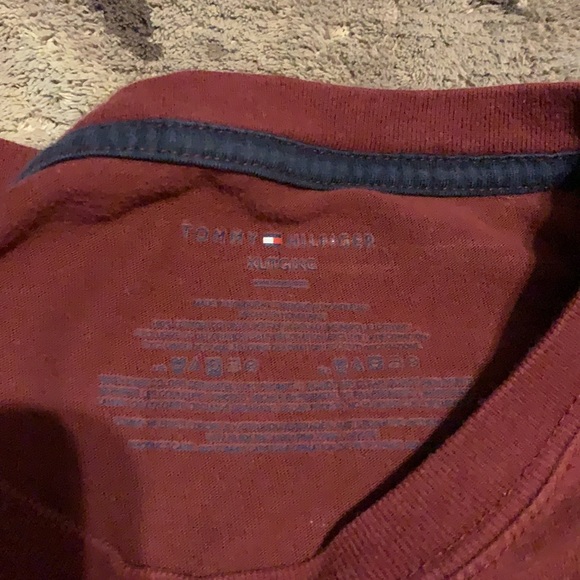 Mens size XL Tommy Hilfiger tee - Picture 3 of 3